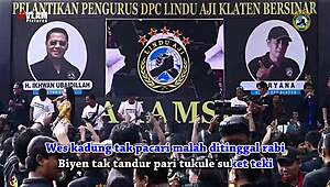 indonesian singers perform wild erotic dance on stage with eager crowd