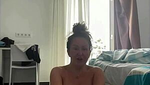 Holiday workout with a classy amateur MILF and shaved pussy