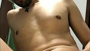 el ancla and his friends have wild fun