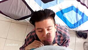 Intense gay blowjob in high definition