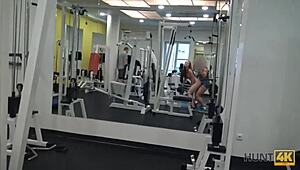 Watch her give vagina for cash in gym!