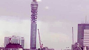 Mature real estate agent Tanya Tate gives bonus in the form of sex, what do you want?