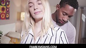 Nude Teen 18+ Stepsiblings Start Fucking On Vacation After Parents Leave