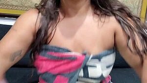 After crossfit, I fantasize about muscular men and masturbate my big pussy!