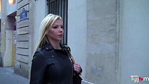 Stunning Barbie Sins bírja a hardcore anál mint egy bajnok