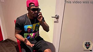 Slutty Babe Iluvshauna Opens Wide for Rome Major’s Massive Shaft