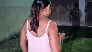 كان متأخر جاي يشتري الثلاجة وخلص ناك طيزي تريلر