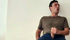 Beautiful Prostitute With Big Tits Gets Wet Pussy In Glamour Hospital Show.