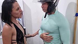 Wife Betrays Husband with Ifood Delivery Guy Jhonny Gab