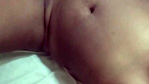 Naejae Squirts on Bed While Rubbing Clit!