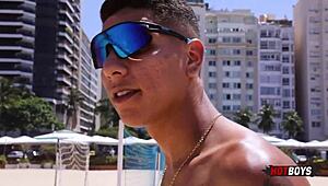 Mamando A Piroca Do Vendedor De Picole Que Conheci Na Praia