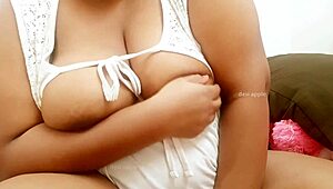 andhra girl shows big tits
