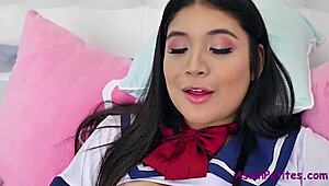 How does schoolgirl Brenna Sparks toy fuck herself so wild and hard?