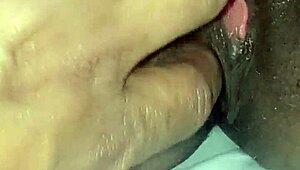 i squirting gozando muito in this intense scene