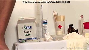 Gei doktor hastanede hastayı sikiyor