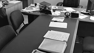 omg, boss banging tiny secretary on office table, caught on hidden cam! 😱