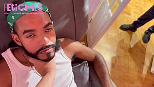 corno grava namorado trepando com barbudo - vídeo completo no red