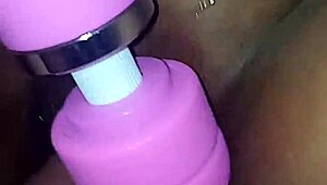 i squirting gozando muito in this intense scene