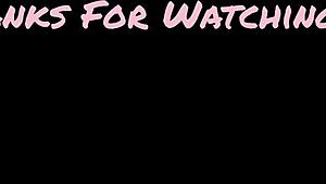 18歳ムラムラ娘が激指マンしながらチンポしゃぶり