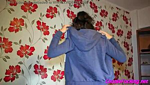 Hey, check my sexy jeans and hot ass while I tease you tonight