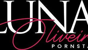 Does this horny novinha suck Grazi Moreno's pussy before fucking?