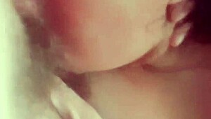 Le chupo la verga a mi jefe para que me aumente el sueldo?