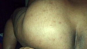 Hey, you gotta see me banging this Indian mature aunty on a bus!