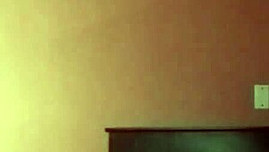 hot slut owns that bbc with ease