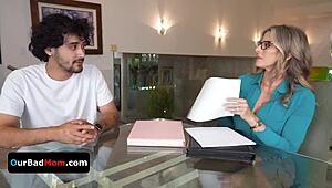 Cherry πειράζει τον Rico με καυτή νυχτερινή γαμήσι, ωχ! 🔥