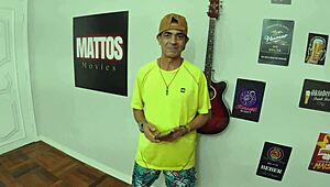 a an�zinha rabuda in a wild orgy and backstage action