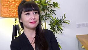 Ever seen casting anal with 33-year-old libertine Cleo?