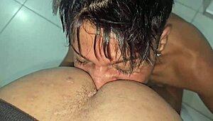 Convidei Um Parceiro Para Comer Meu Vizinho Casado!!