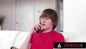 Големи цици червенокоса милф заварена майка Лорън Филипс жадува груб анален екшън