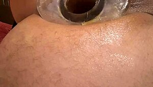 Close up tunnel anal and vibrator masturbation