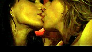 Yo, check Claudia Gerini and Crisula Stafida in steamy 2012 action