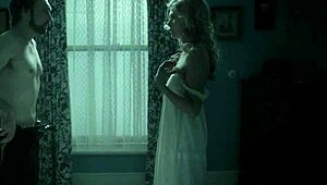 Rosamund Pike se svlékne nahoře bez v Ženách v lásce Ep2 2011