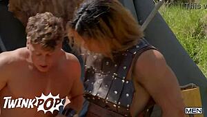 Gledal sem, kako se bitka bogov spremeni v divjo orgijo s Tylerjem Bergom in Malikom Delgatyjem