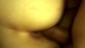 Después de la fiesta mi hermanastra no despierta