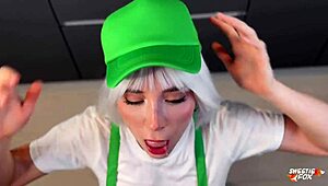 Blonde barista offers rough fucking of her wet pussy and deepthroat instead of coffee!