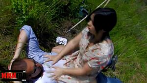 Jeg hadde redneck skittent knull med pornstjerne som deepthroatet ute