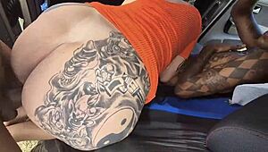 Fiz Uma Putaria No Carro Com Minha Amiga