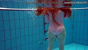 Simonna's horny underwater pool adventure