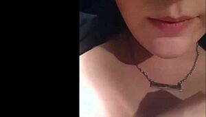 Gospodinja Alace Amory dominira s stopali in fetish kompilacijo