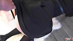 Girl gagged in deepthroat and sex video