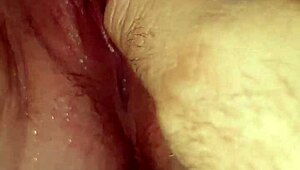 Istri muncrat sperma saat sesi squirting intens sama suami