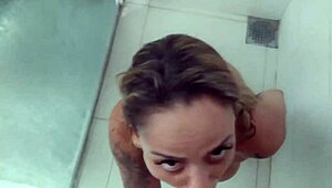 i love eating ass in the bathroom