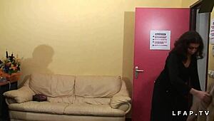 Casting Anal for Amateur French Brunette