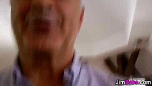 Amateur teen 18+ blowing monster cock 😍