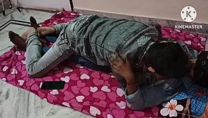 Encontro Íntimo com Dona de Casa Madura no Quarto