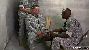 جنود بيكس ينيكوا مثليين مع انفجارات فشل وعقاب